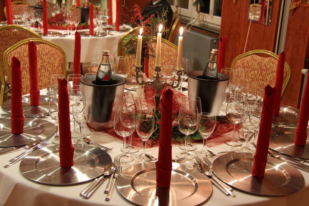 Landhotel Gross Schneer Hof Friedland  ภายนอก รูปภาพ