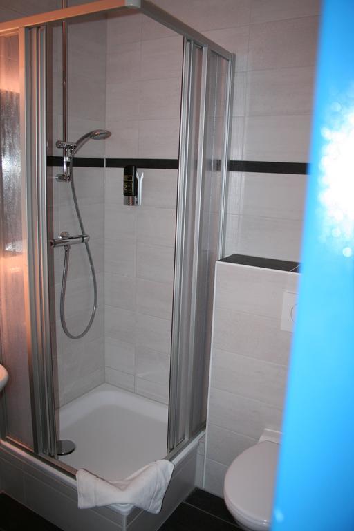 Landhotel Gross Schneer Hof Friedland  ภายนอก รูปภาพ