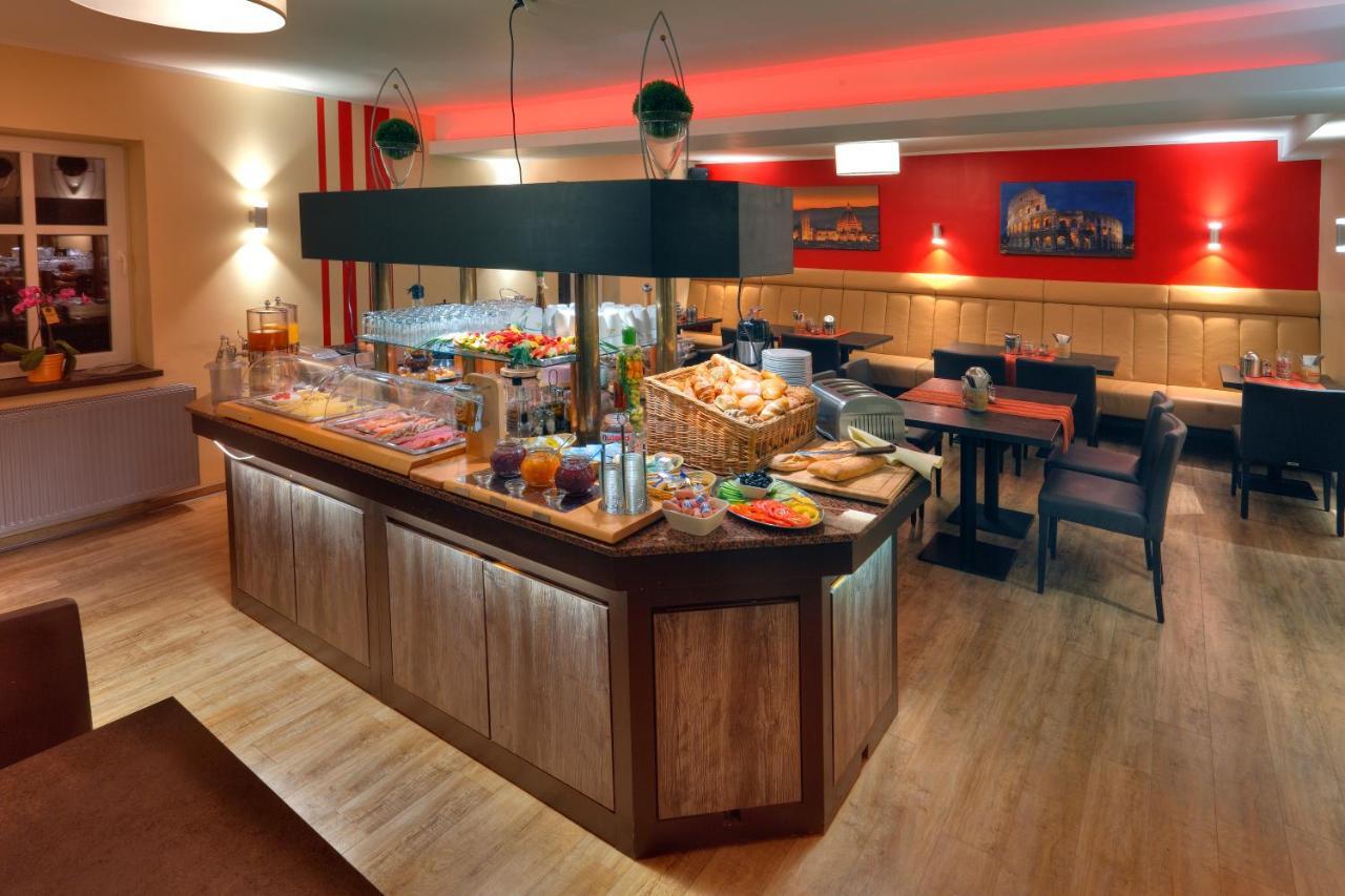 Landhotel Gross Schneer Hof Friedland  ภายนอก รูปภาพ